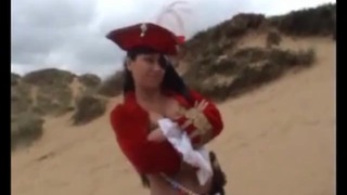 Eine Piratenkönigin Tickle Promo