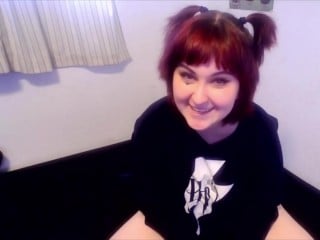 Fantasy Emo Porn - Pale Emo Girl Describes Dirty Fantasies - Darknessporn.com