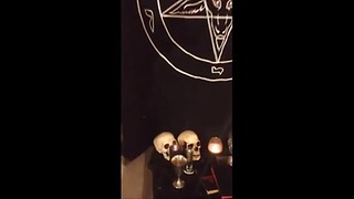 オフィーリア・レイン X サタニック X マスターベーション – 魔女のマスターベーション中毒者 ファック中毒者 儀式の印章 アスモデウス