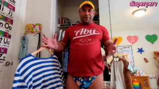 Abdl Donny Packing pre Capcon Ageplay Convention tento týždeň