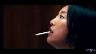 Alien Parasites - Hot Asian Babe røyker og rir stor hvit kuk
