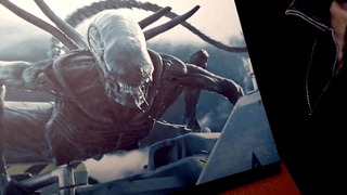 Komm mit mir auf dem Alien-Foto – Gesichtsbehandlung, Alien vs. Raubtier, Ufo