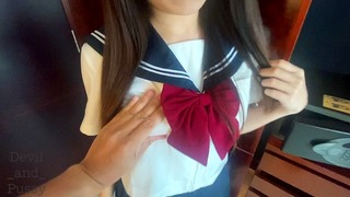 Japoński student czekający na orgazm i wytrysk w środku – mistrz kazał mi głośno krzyczeć o orgazm