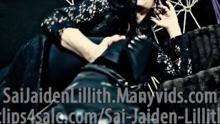 Vampyrälskare Adoration Boot Worship Teaser med Saijaidenlillith Solo