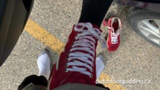 Ballbusting & Ball Kicking In Roller-Skates, Pantyhose/Stockings & Long Socks