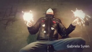 Der Kick Zum Valentinstag! Ballbusting – Real Time Session