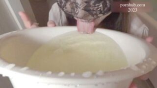 Service Video Peeing From A Cute Girl’s Shaved Pussy. Mixed With Man’s Pee She Swallows.
