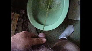 Small Dick Pissing