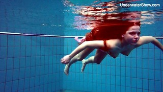 Redhead Teen’s Underwater Nude Show